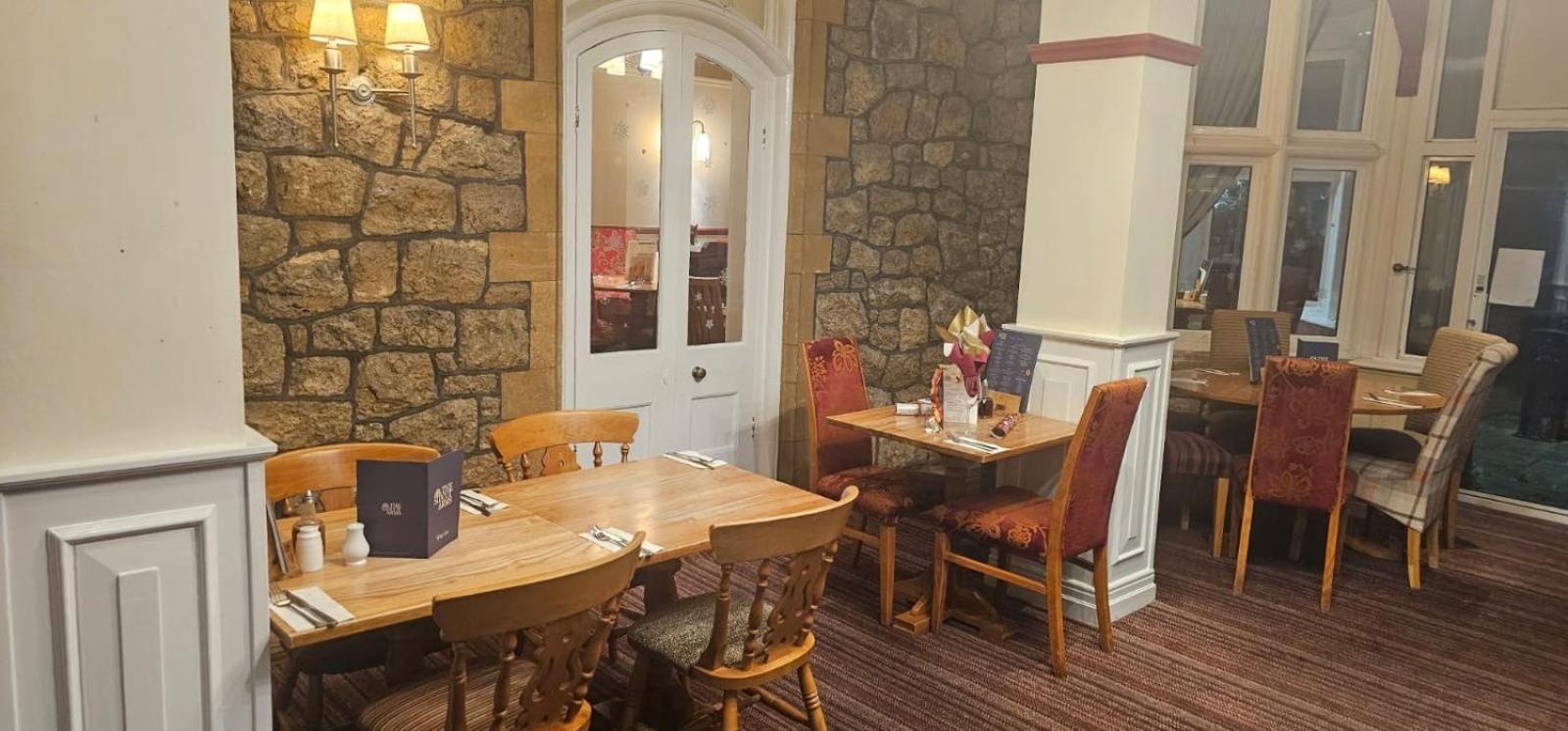 Sidcot Arms Hotel Winscombe ภายนอก รูปภาพ